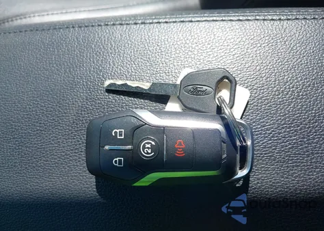 2016 Ford Explorer Xlt z USA, uszkodzony, nr VIN 1FM5K8D80GGC63715